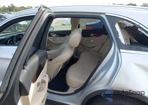 2019 Mercedes-Benz Glc 300 z USA, uszkodzony, nr VIN WDC0G4JBXKV139314